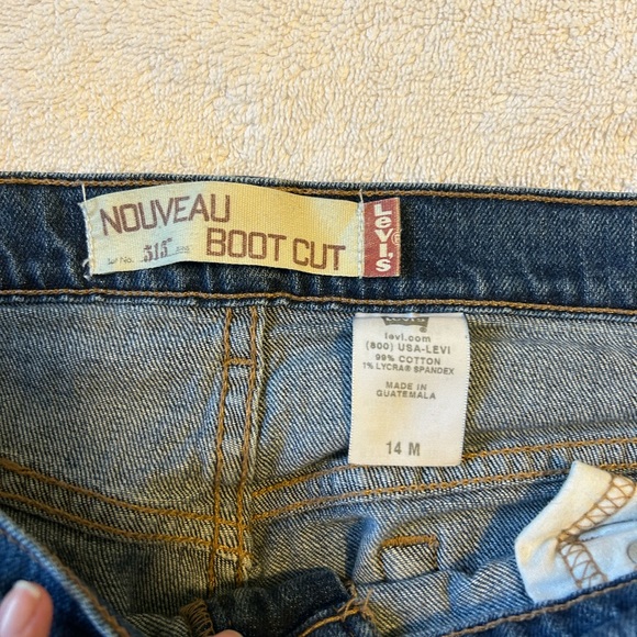 Wms sz 14m Levi’s Nouveau 515 bootcut jeans - Picture 2 of 3